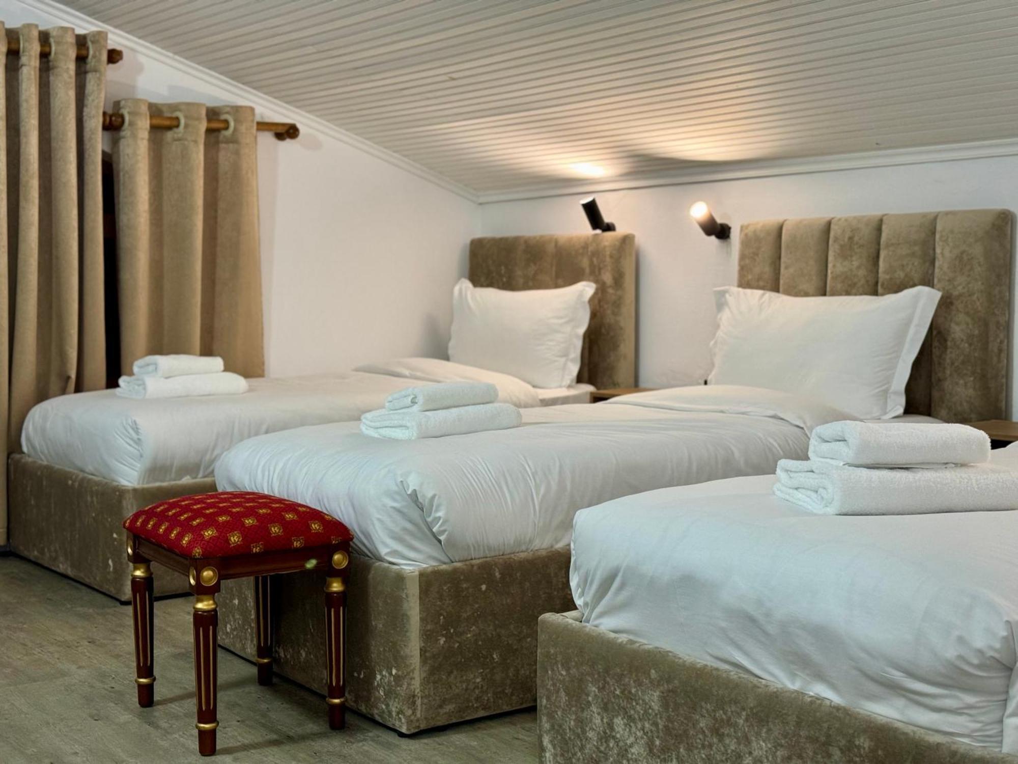 Vila Alizee Hotel Tirana Bagian luar foto