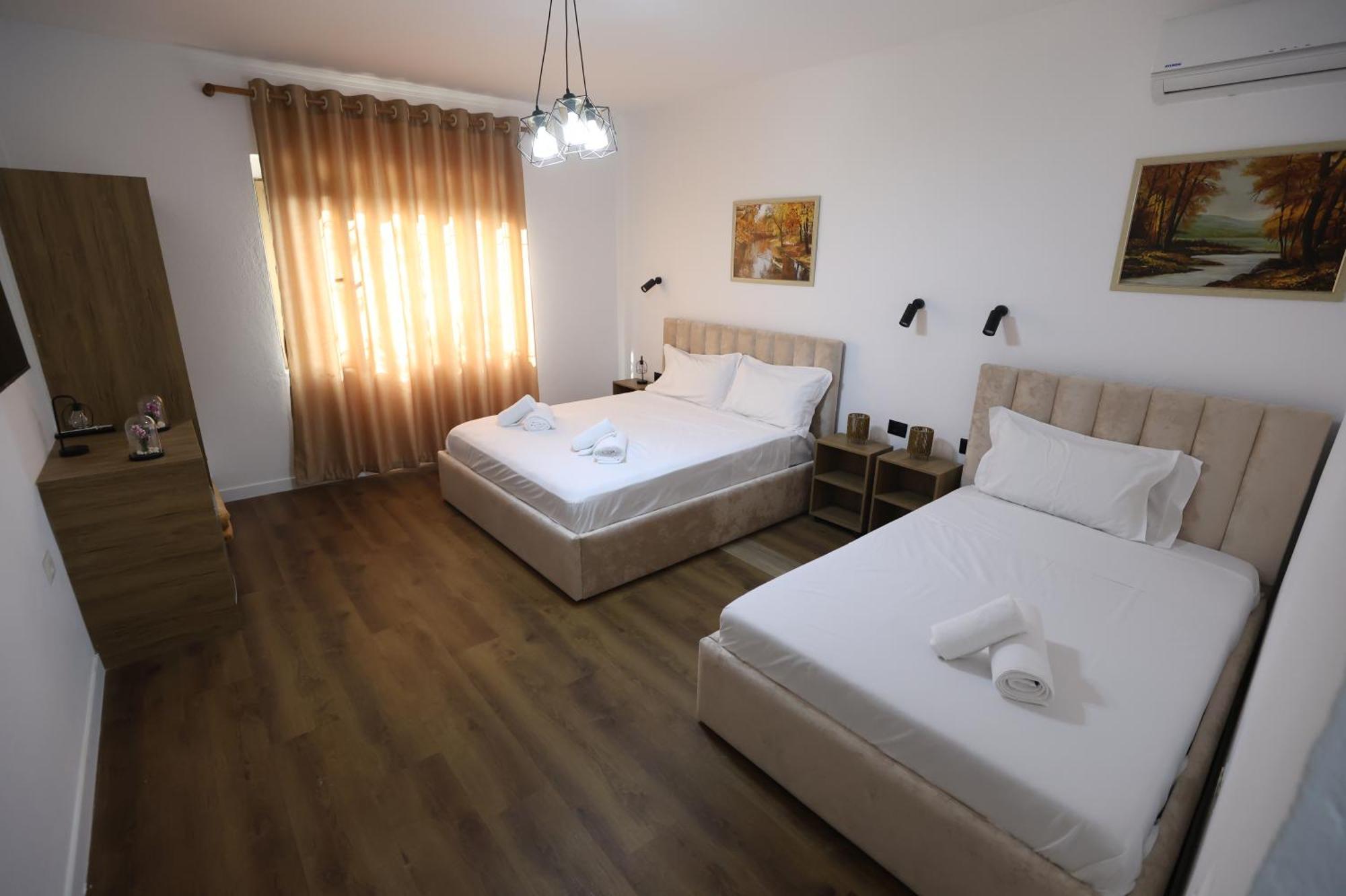 Vila Alizee Hotel Tirana Bagian luar foto